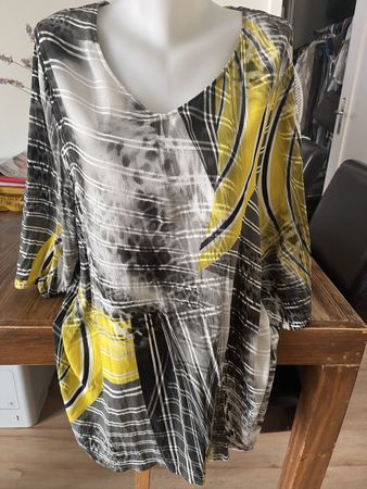 Blouse jaune et grise CHALOU 52 très très bon état légère