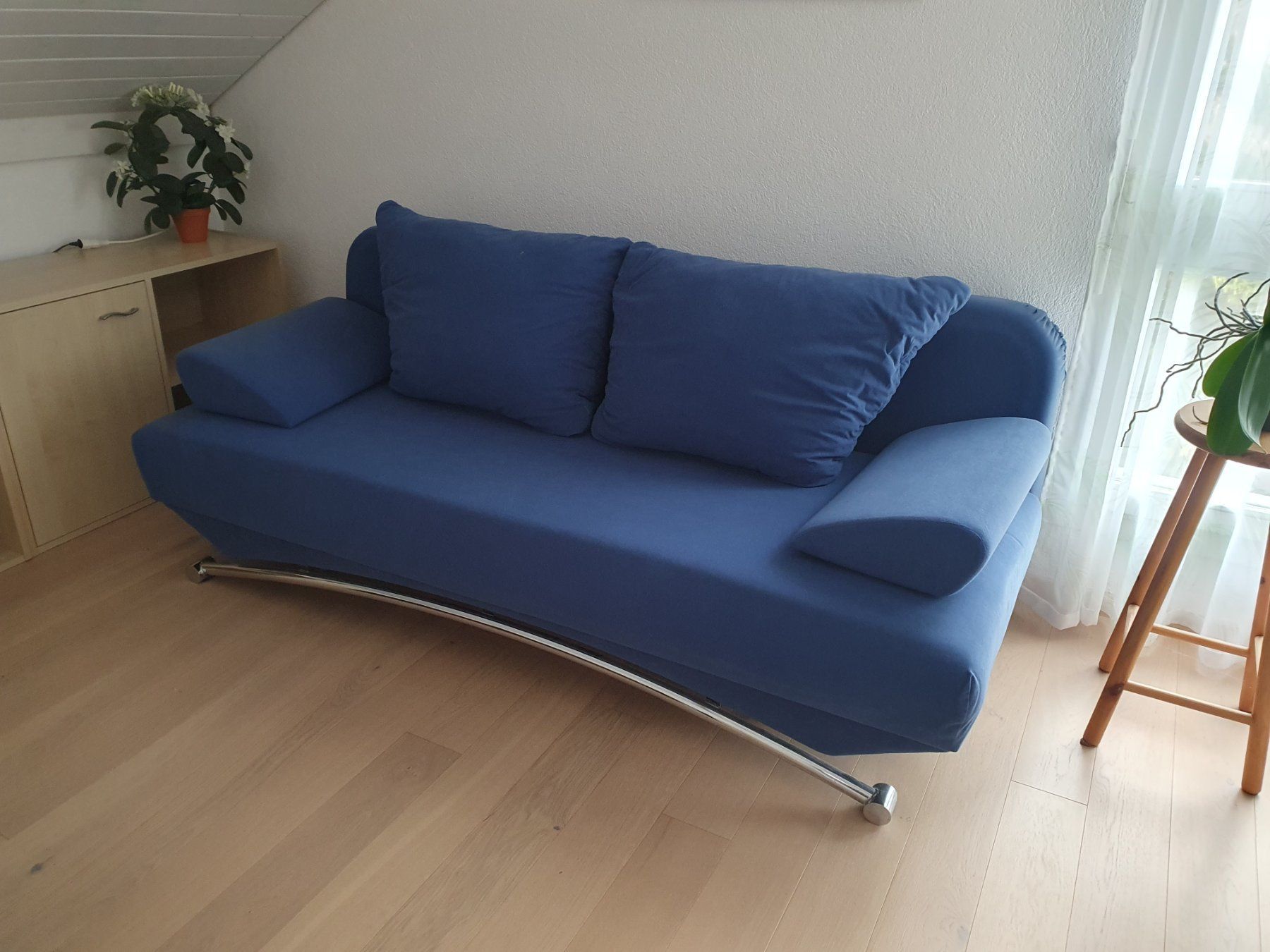 Livique Sofas: Schlafsofa mit Bettfunktion – Gebraucht aus Volketswil von Dokinka 2
