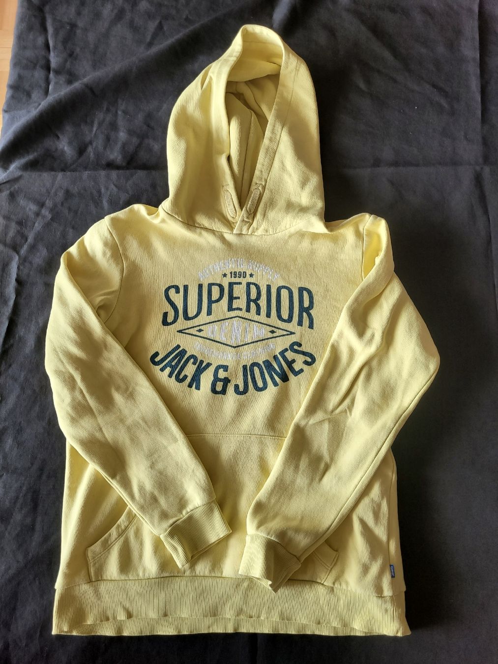 Jack & Jones Pulls et sweat-shirts: 56. Pull à capuche Jack&Jones jaune, taille S – D'occasion à Villars-sur-Glâne par m66_dch5