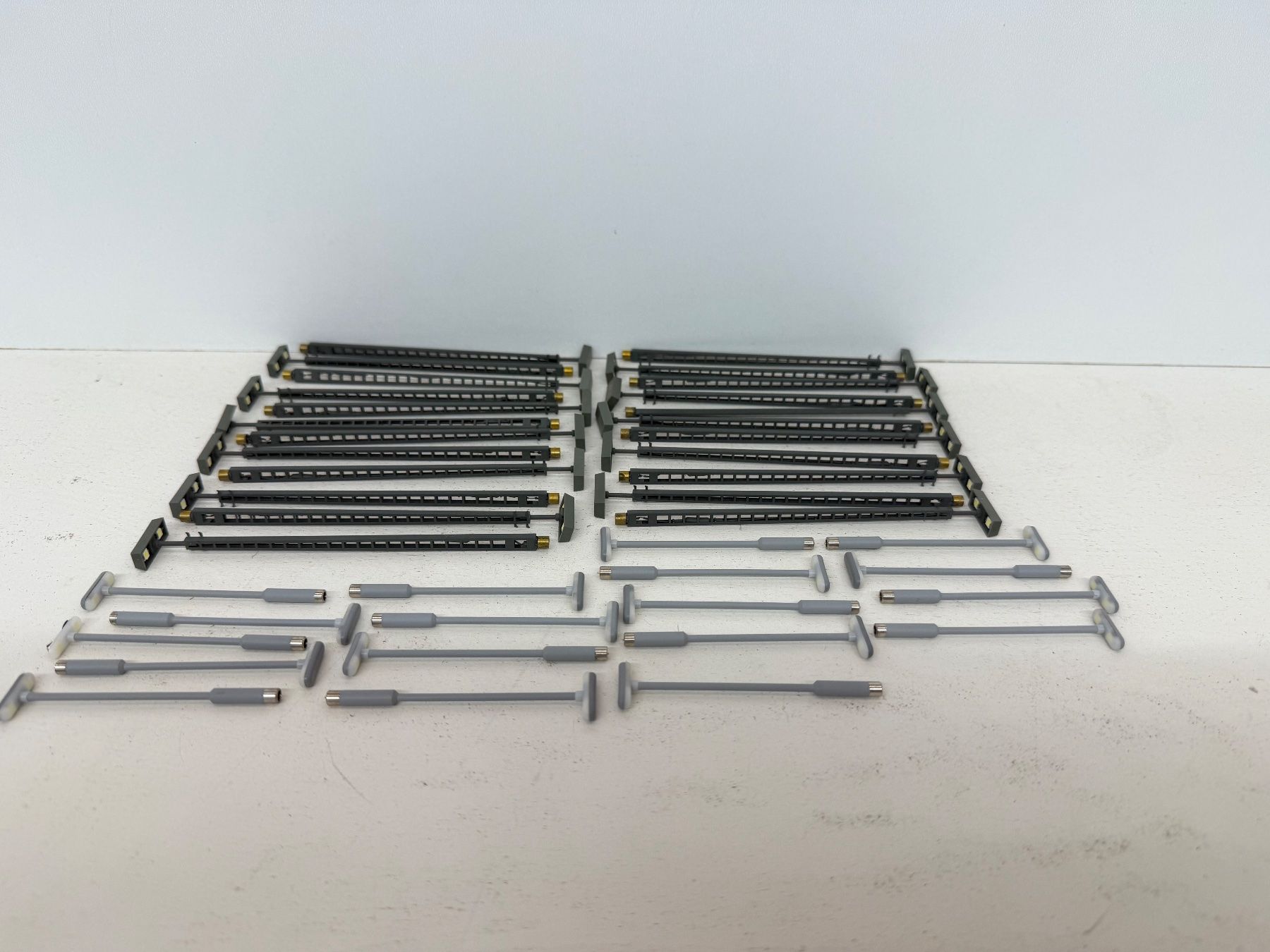 Modelleisenbahnen: LED-Leuchten – Gebraucht aus Büsserach von ModellbahnDepot