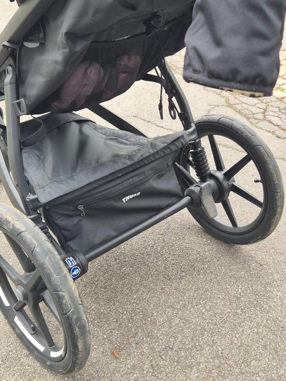 Thule Carrozzine: Thule Urban Glide 3 Black on Black – Usato da Rotkreuz venduto da Geniuz1 4