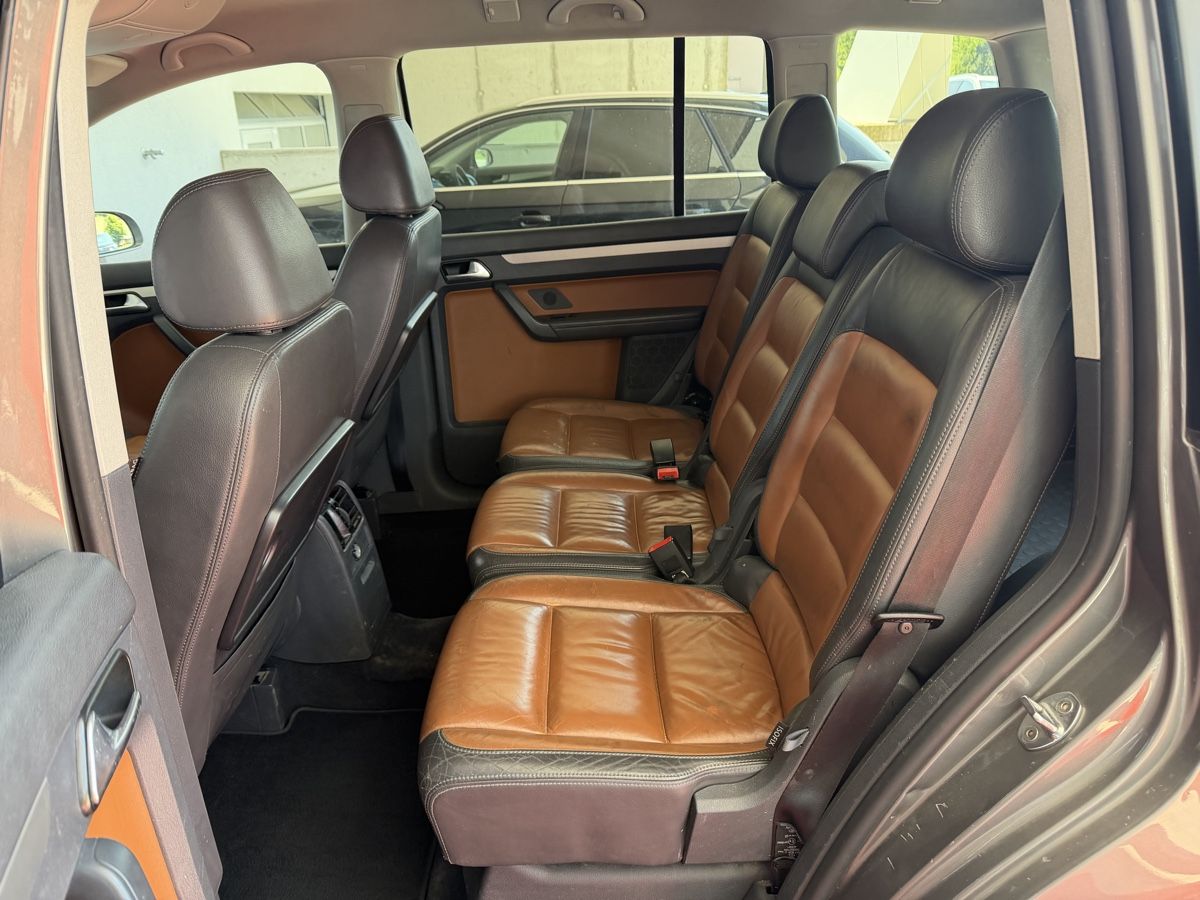 VW Autos: VW Touran 2.0TDI – Gebraucht aus Wolhusen von alt_656s 6