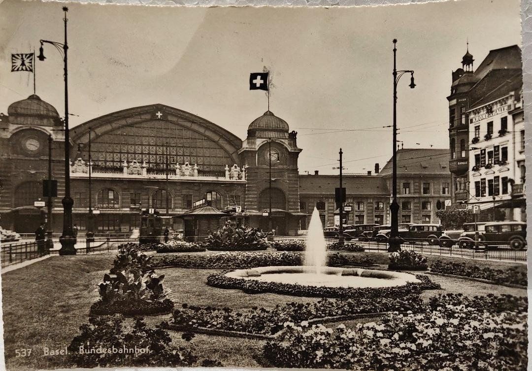 Cartoline postali: BASEL  -  Bundesbahnhof  -  Oldtimer  -  1950 – Usato da Delémont venduto da Domdom1