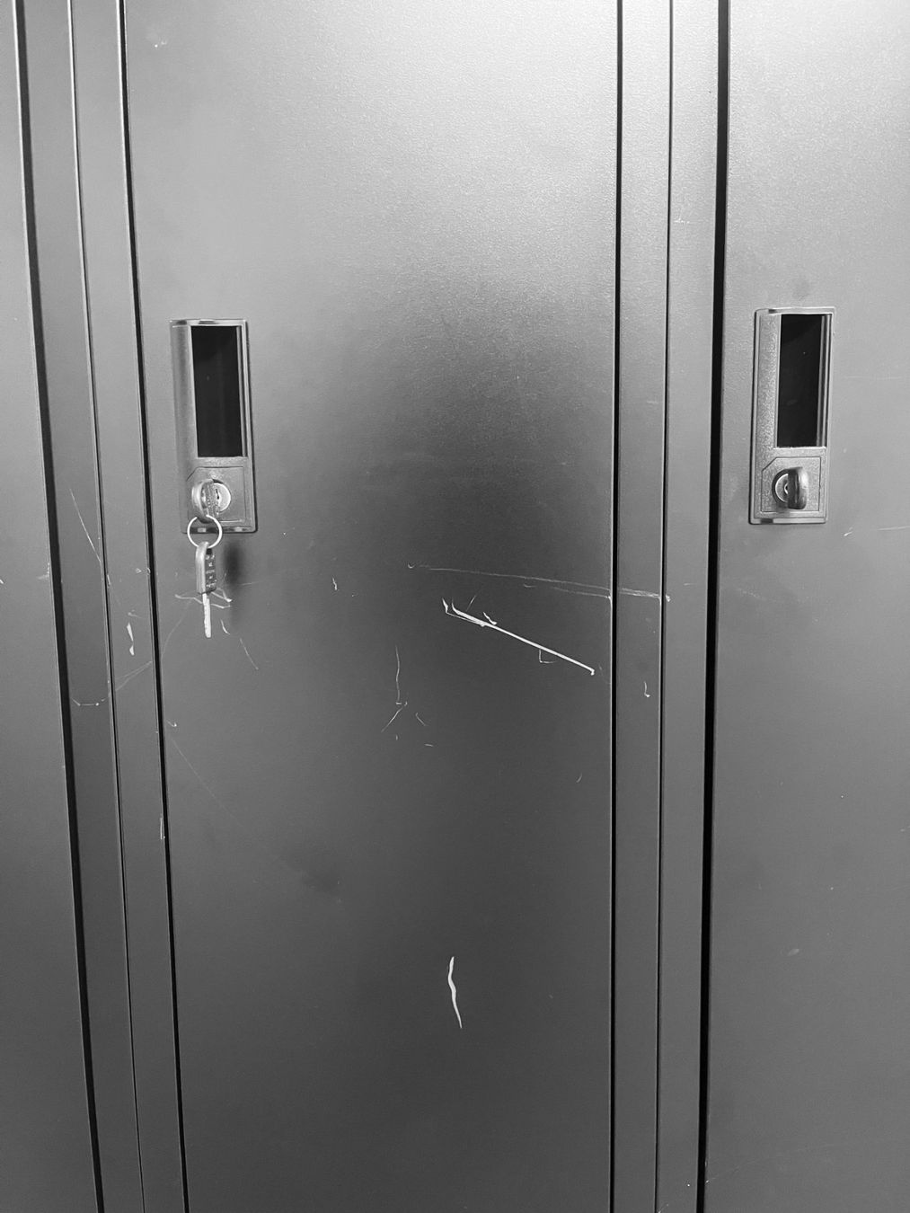 Armadi: Garderobe / Spind / Locker aus Stahl – Usato da Basel venduto da Agnino_Pdz 7