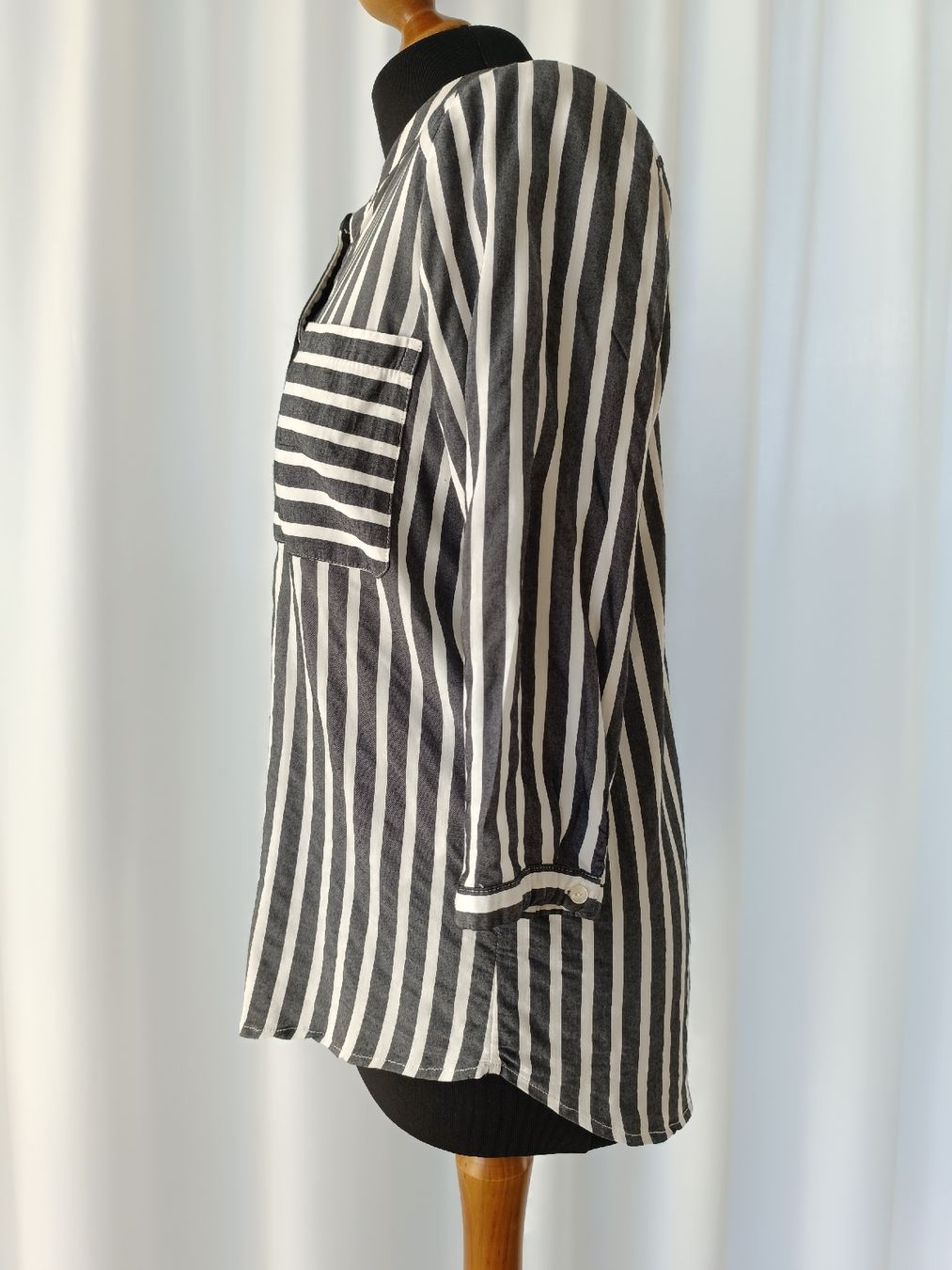 Only Blusen: Bluse gestreift von ONLY – Gebraucht aus Wolfwil von SecondOwner 3