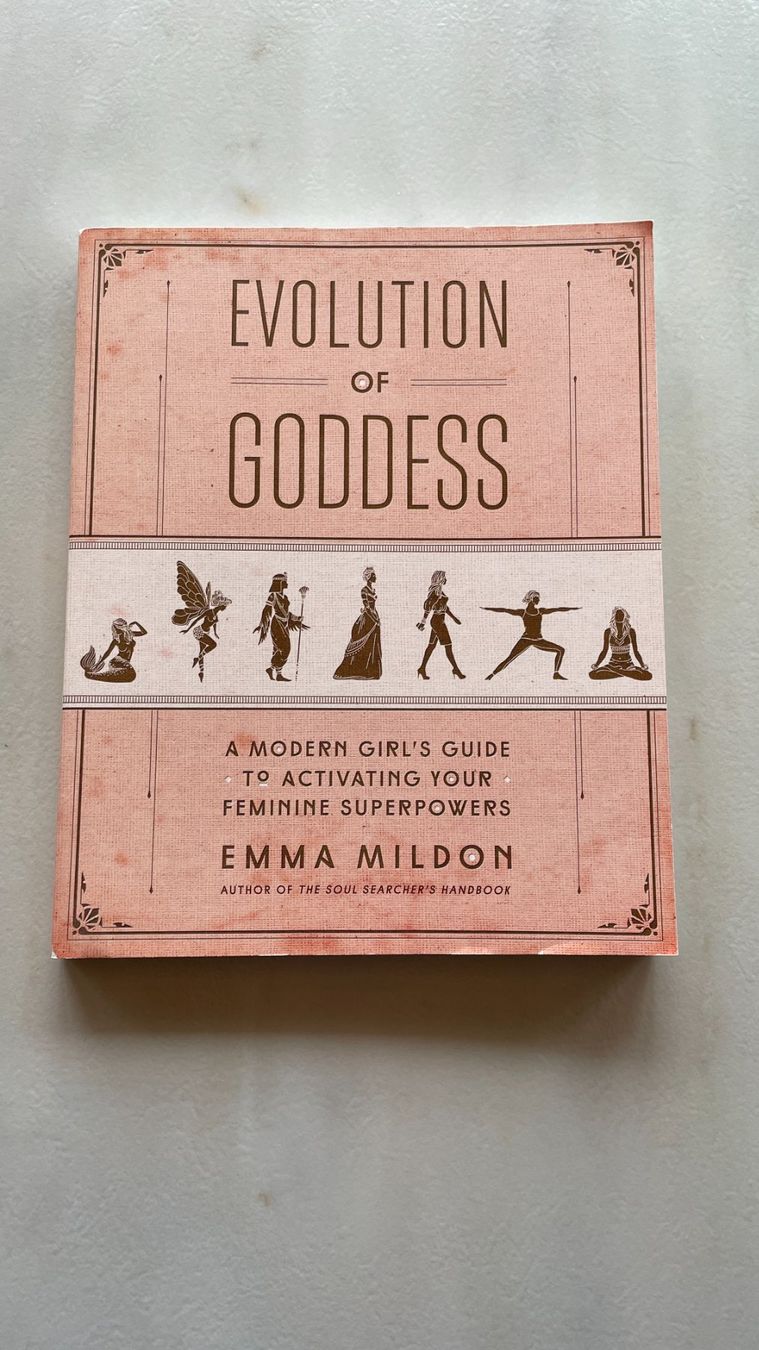 Libri: Emma Mildon - Evolution of Goddess – Nuovo (secondo la descrizione) da Diepoldsau venduto da jessie.lena