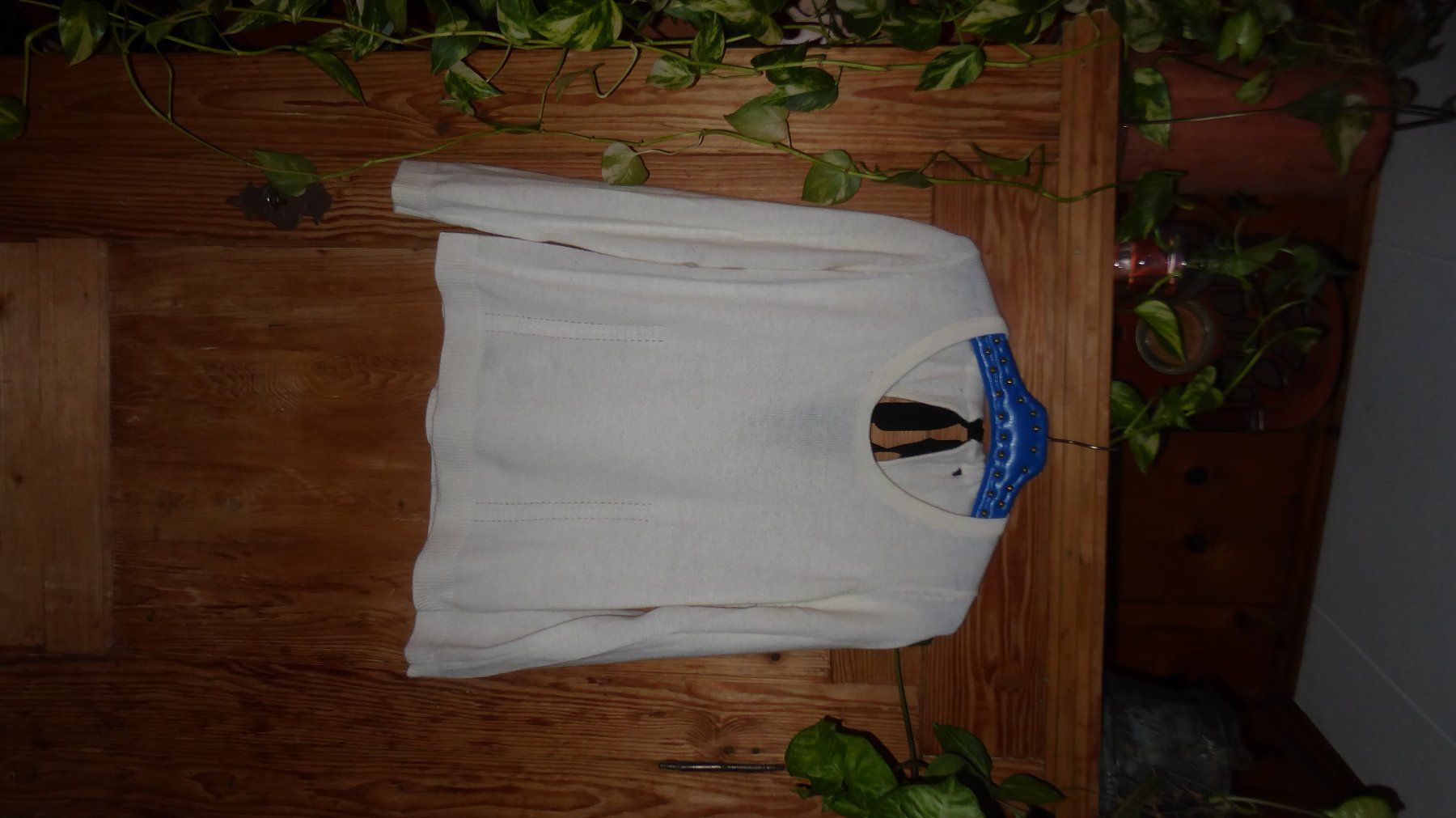 H&M Maglioni & Felpe: Pullover sehr helles gelb H&M 17% Angora Gr 42 – Usato da Sargans venduto da Benziner 3
