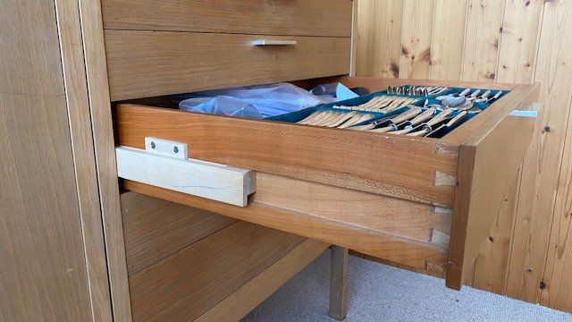 Credenze: Massivholz Design-Sideboard, 2-teilig – Usato da Windisch venduto da wolfika 4