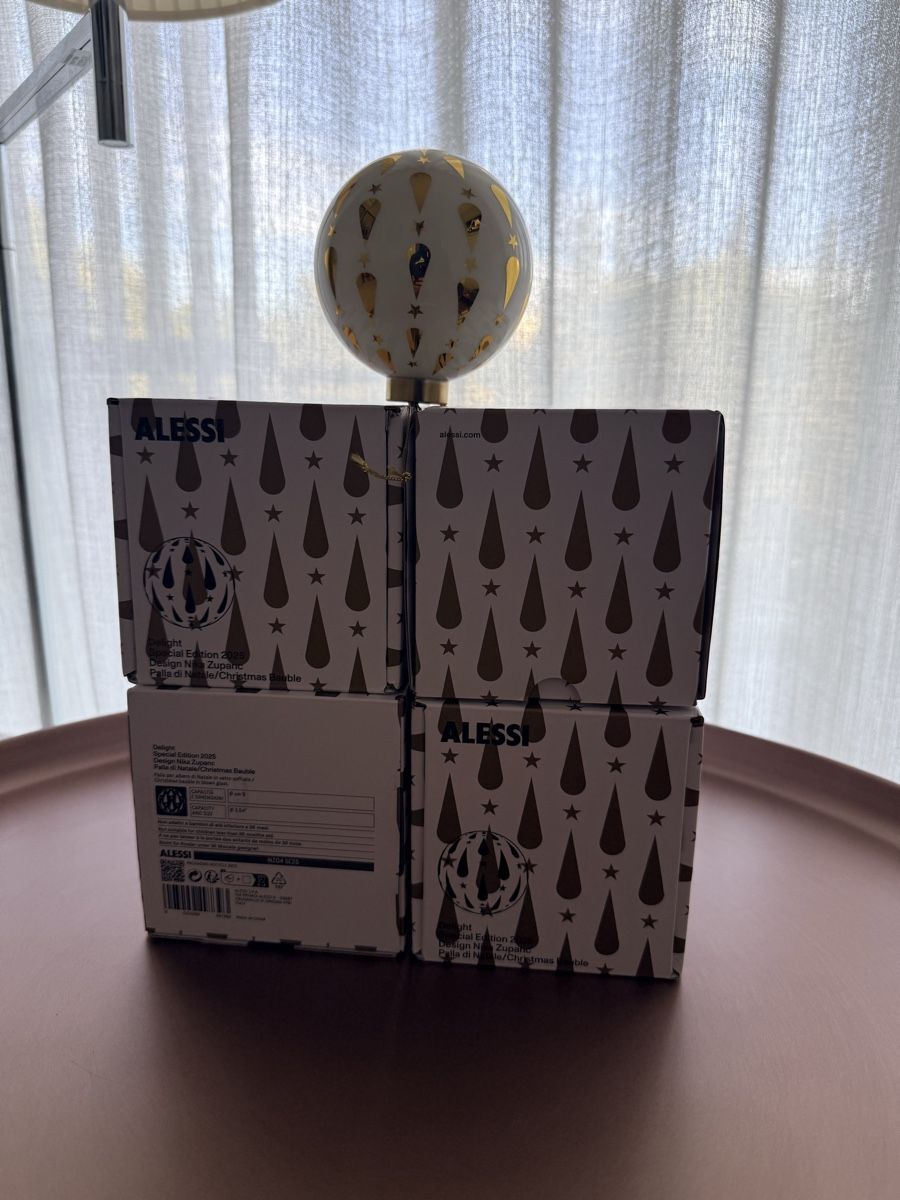 Alessi Tutte le decorazioni: Alessi Weihnachtskugel Delight 2025, Special Edition – Nuovo e nell'imballaggio originale da Zürich venduto da MyWardrobe