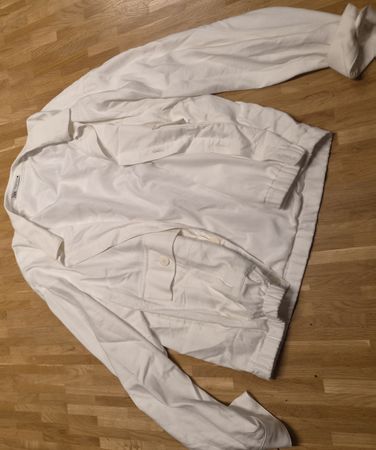 Zara Jacke weiss kurz geschnitten gebraucht
