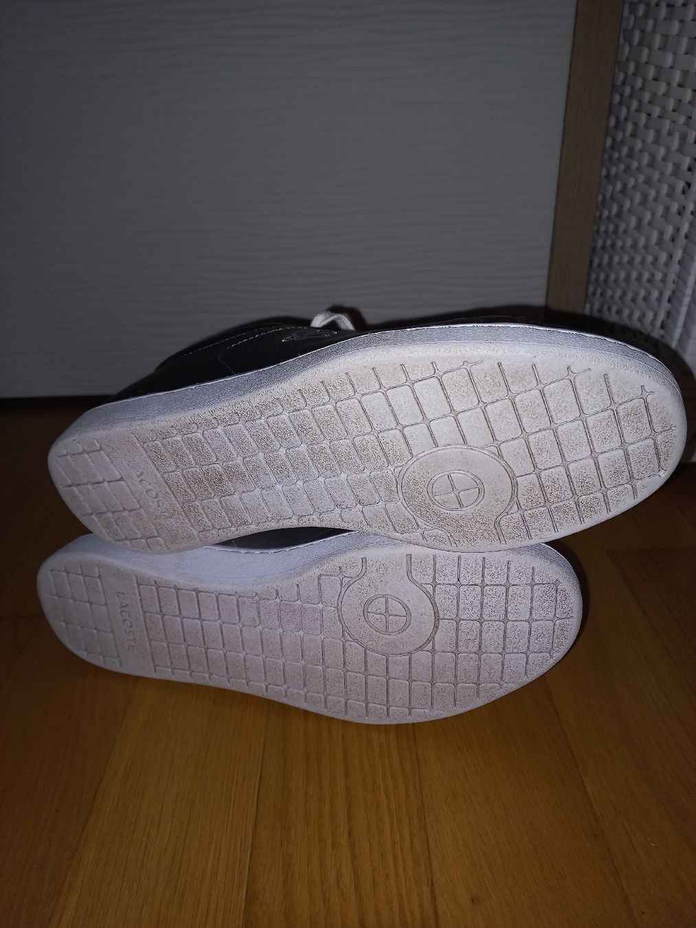 Lacoste Damenschuhe: LaCoste silber – Neu (gemäss Beschreibung) aus Jona von Mia94 3