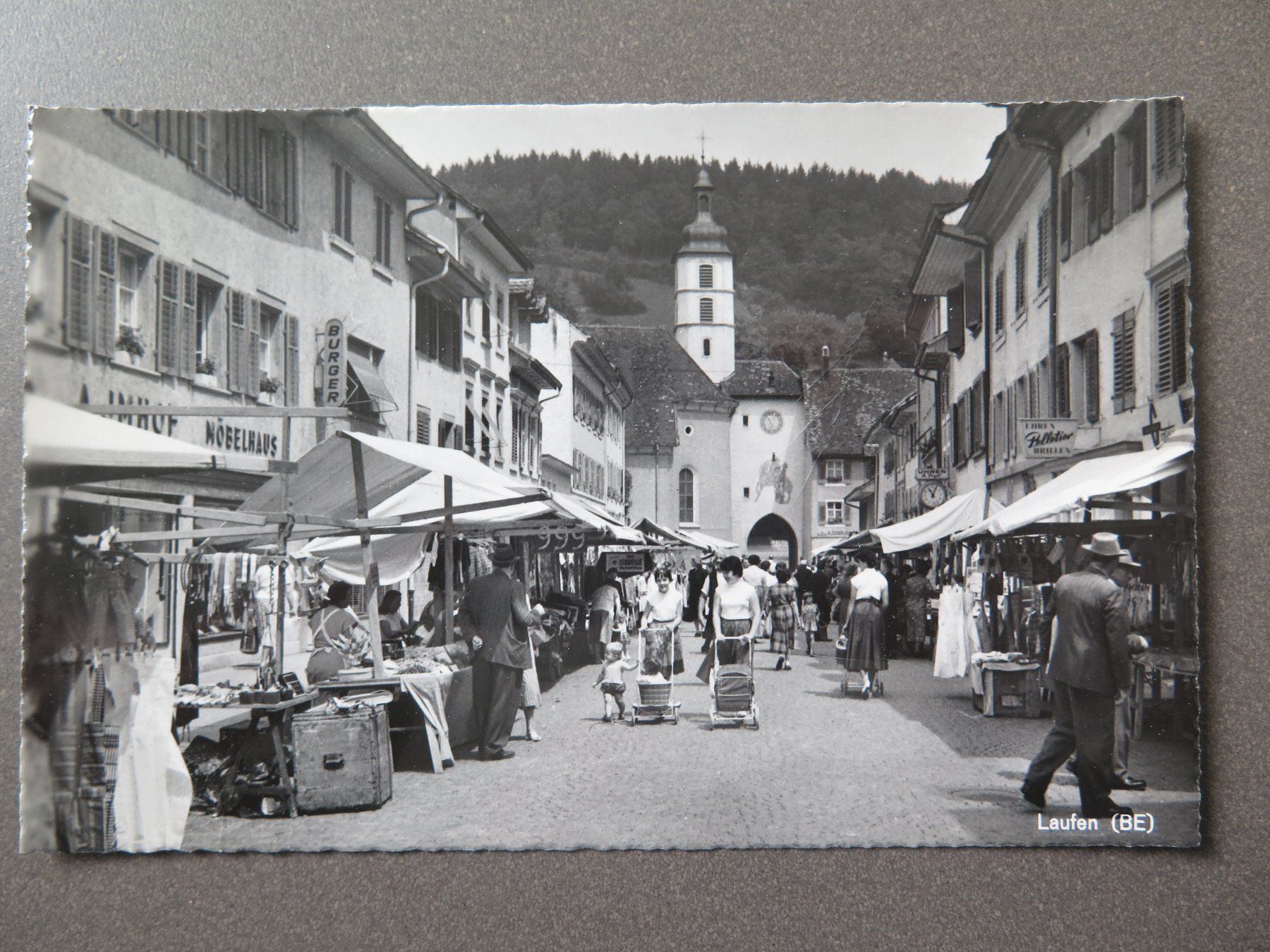 Cartoline postali: LAUFEN - MARKT IN LAUFEN – Usato da Wittenbach venduto da lipasal