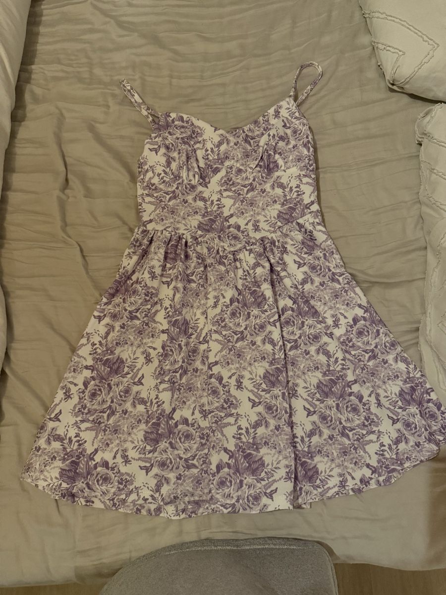 Shein Vestiti: Sommerkleid Lila-Weiss / Grösse: M – Nuovo (secondo la descrizione) da Oberhofen Thun'see venduto da ClaudiaKelesh 2