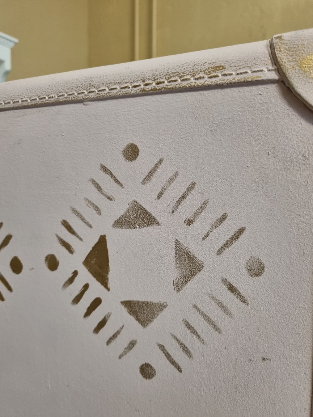 Valises de voyage: Dekorativer antiker Koffer – D'occasion à Wohlen AG par Atelier-Elisa 9