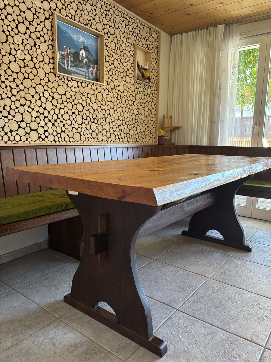 Tables: Holztisch Eckbank – D'occasion à Herlisberg par Hz 2