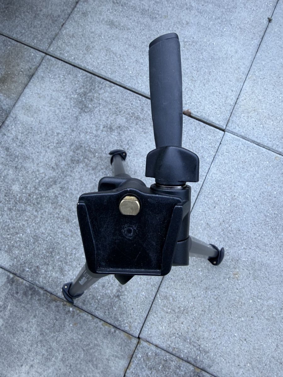 Manfrotto Stative & Köpfe: Manfrotto 718B Digi Stativ – Gebraucht aus Domat/ Ems von Ba312 1