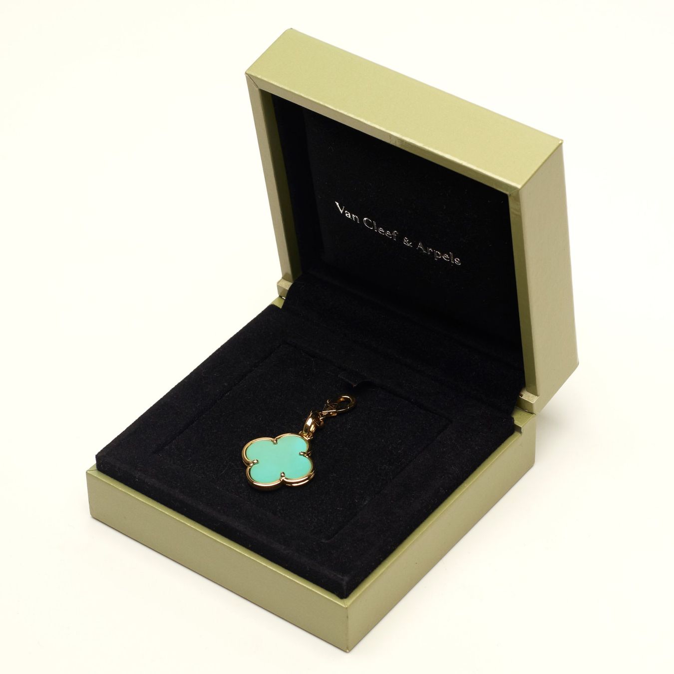 Van Cleef Catenine: RARE Authentique Pendentif VAN CLEEF ARPELS Magic turquoise – Nuovo (secondo la descrizione) da Carouge GE venduto da TLD 6