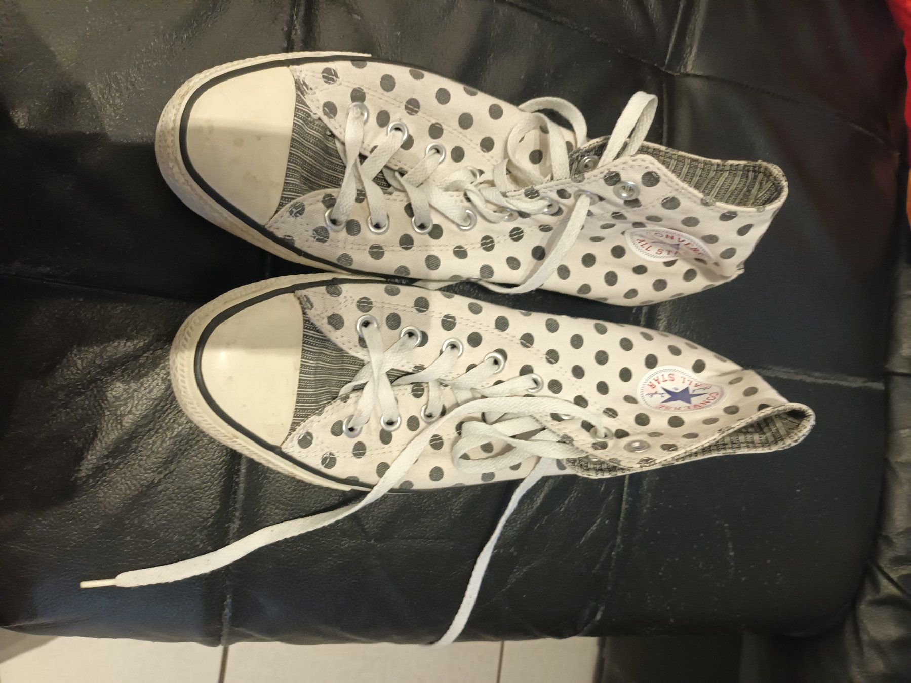 Converse Scarpe da uomo: Chaussures CONVERSE ALL STAR, Chuck Taylor taille 44 – Usato da Bevaix venduto da MD1967