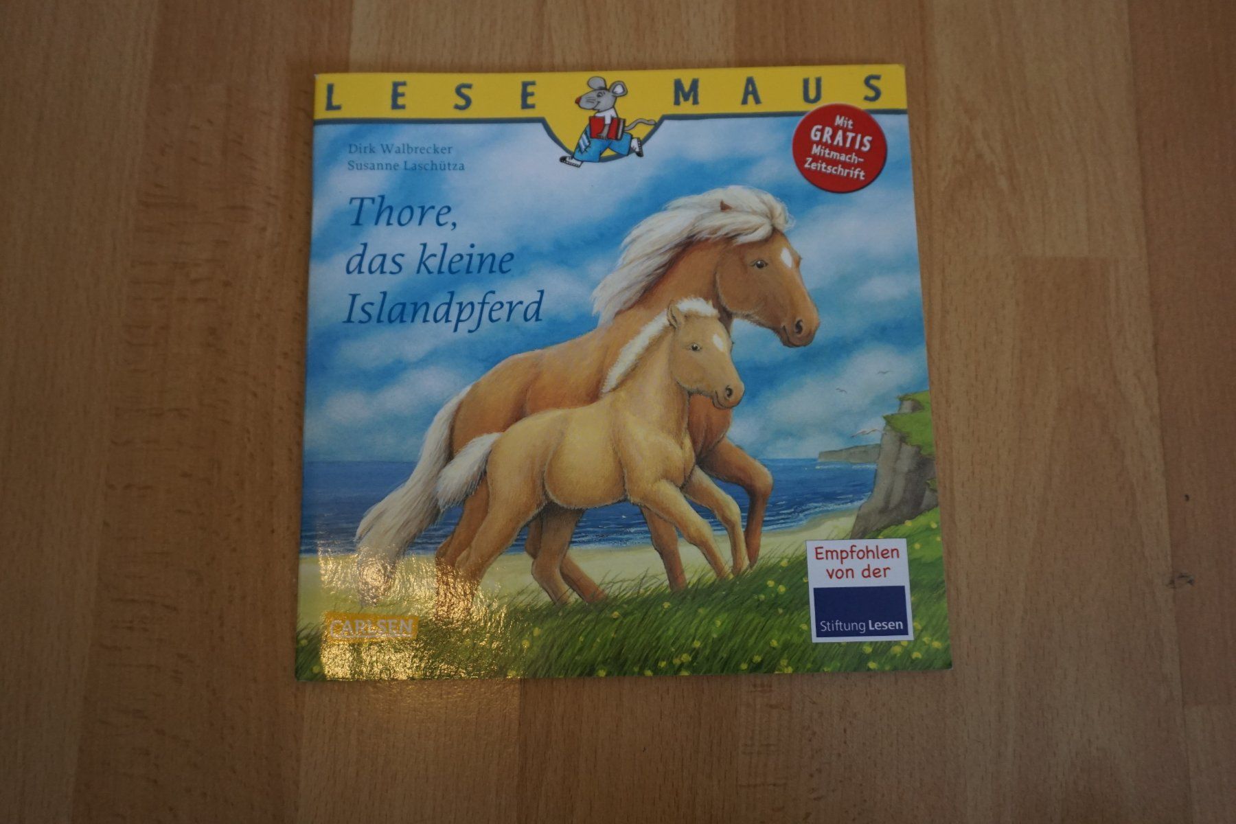 Libri: Lese Maus/ Thore, das kleine Islandpferd – Usato da Zürich venduto da einalemjena