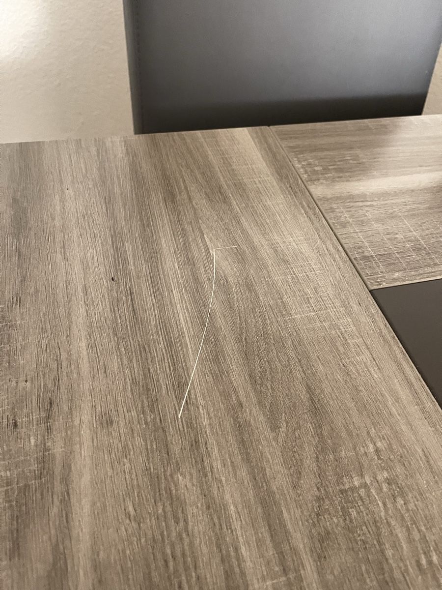 Conforama Set di tavolo e panche: Esstisch mit 8 Stühlen Holzoptik – Usato da Esslingen venduto da Susari 2