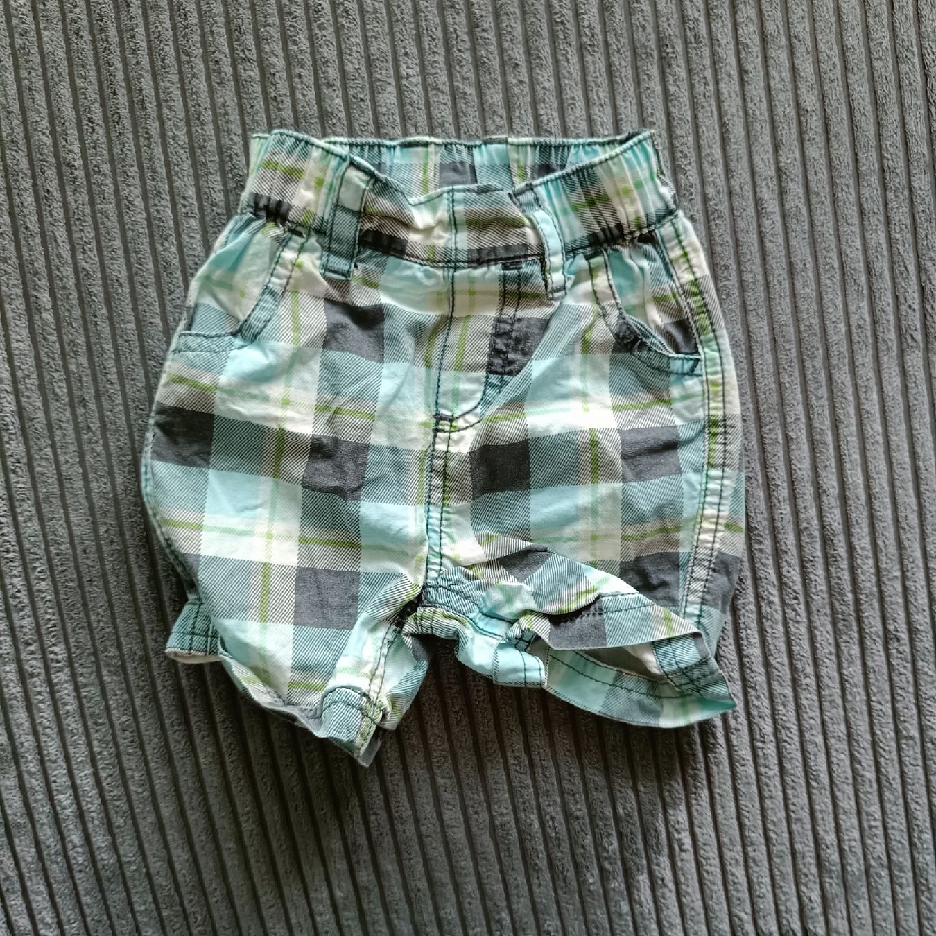Pantaloni: Shorts Grösse 62 – Usato da Jaberg venduto da urig17.