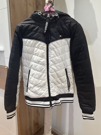 Tommy Hilfiger gesteppte Jacke 🖤🤍weiss Grösse XS