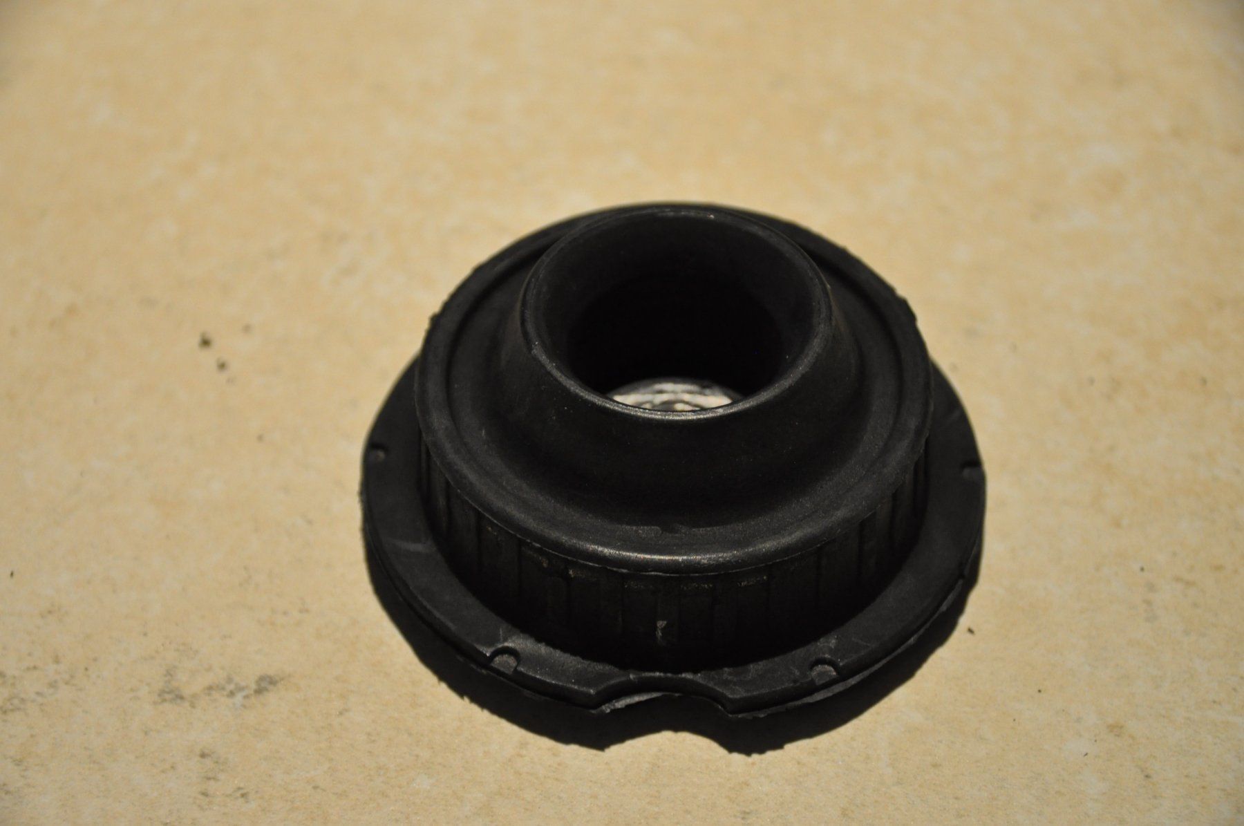 Audi Alle Autoersatzteile: 2x Domlager Vorderachse Audi A4 A6 A8 – Neu und originalverpackt aus Vuisternens-dt-Romont von Coilover 1