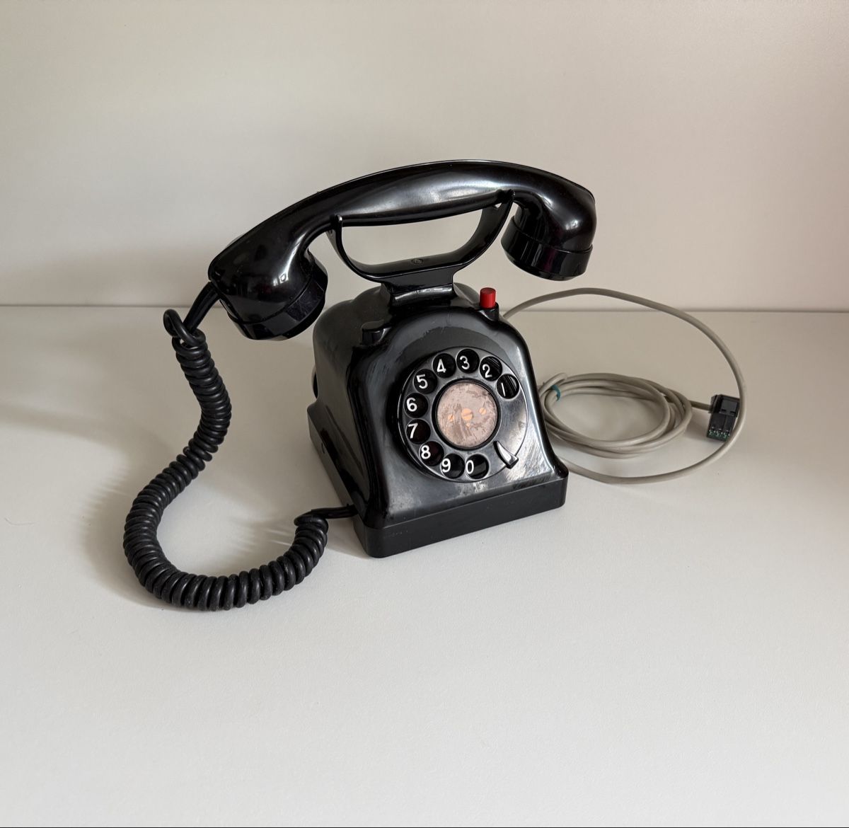 Telefoni: Telefon Tischtelefon antik – Usato da Gerlafingen venduto da sternrose