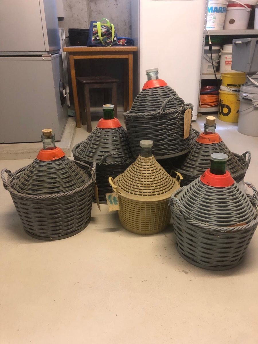Bouteilles: Korbflaschen (Schnaps) – D'occasion à Schupfart par ni0_rt79 1