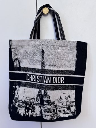 NEW! Christian Dior Paris Tote Bag — Fall 2024 Collection!