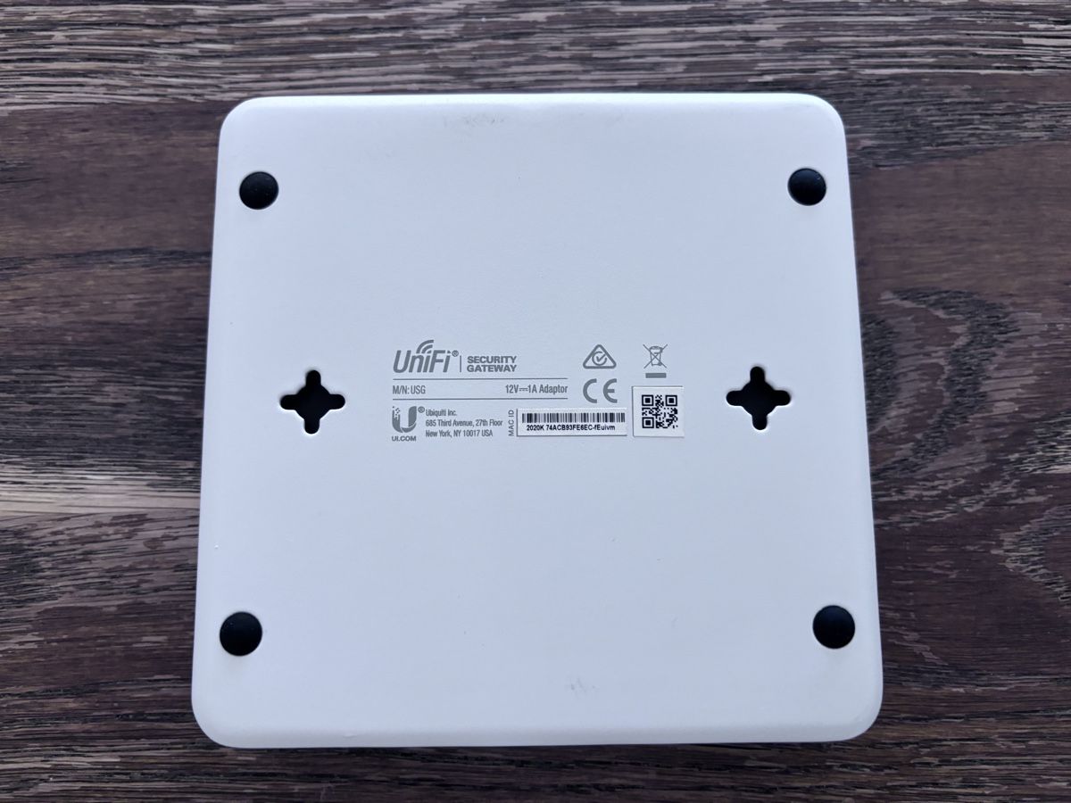 Unifi Modems & Router: Unifi Security Gateway – Gebraucht aus Bremgarten AG von Rsteger 2