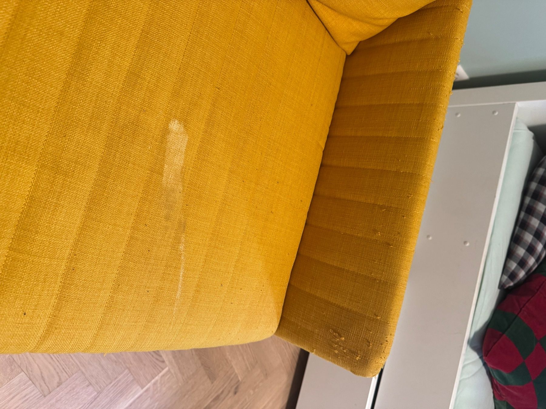 Ikea Divani: Canapé lit Jaune IKEA – Difettoso da Geneve venduto da pupykina 4