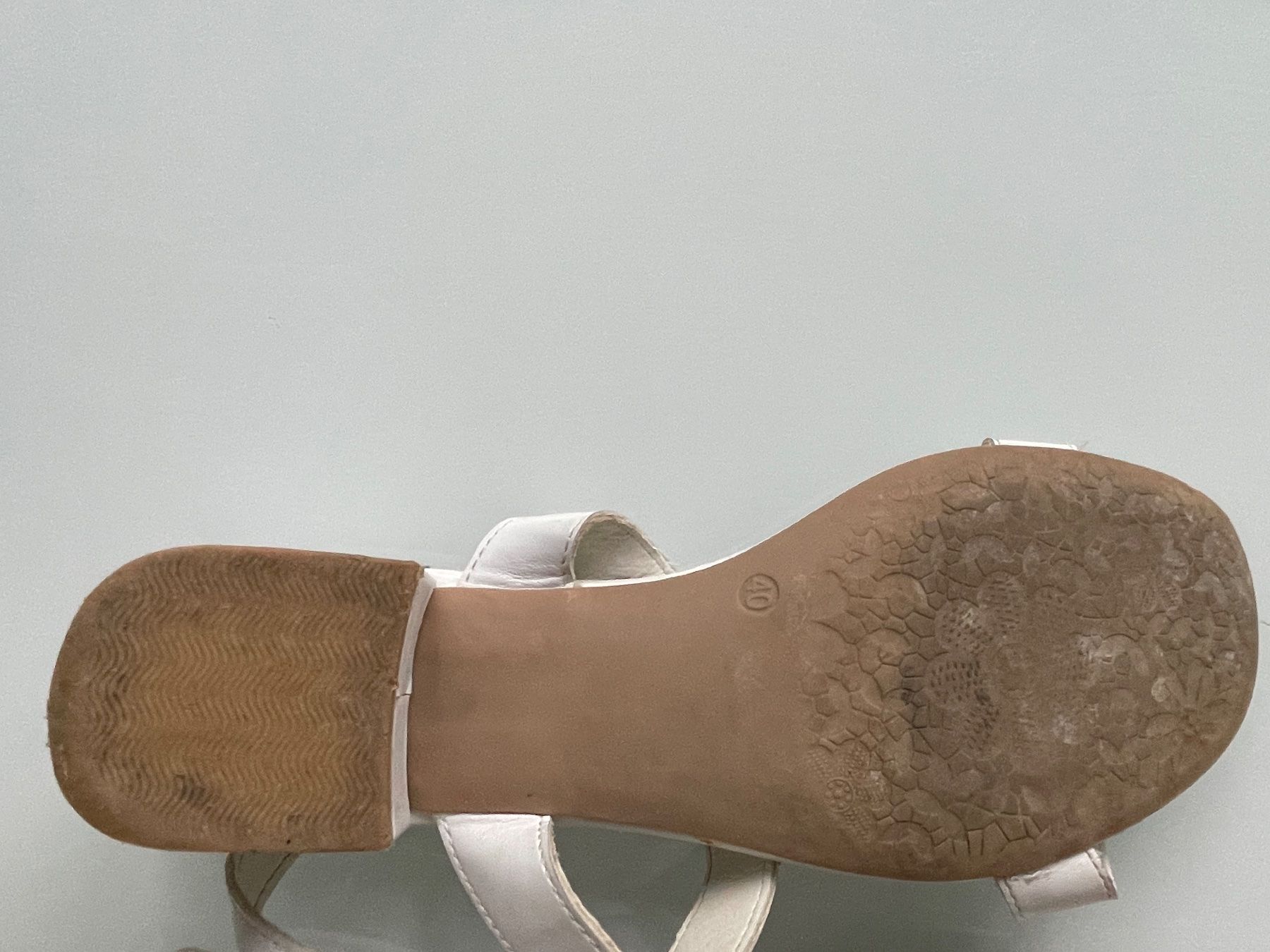 Scarpe da donna: Sandalen weiss, Grösse 40 – Usato da Murten venduto da janegood 2
