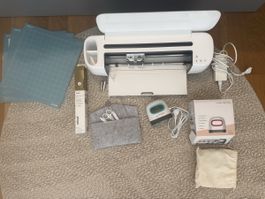 Cricut Maker With Mini Press & Accessories