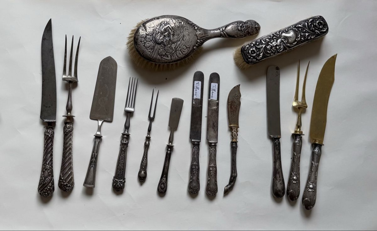 Set di posate: Antik silber Besteck und Bürsten Set   – Usato da Basel venduto da Pfandhaus 2