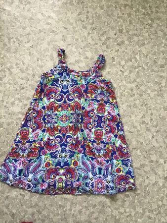 Süsses Mädchen Sommerkleid Gr. 128 bunt gemustert