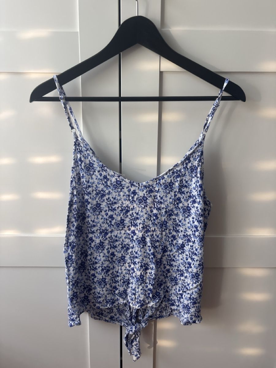 H&M Tops: Camisole Blumenmuster Blau Weiss Grösse L – Gebraucht aus Nänikon von Caro8989 1