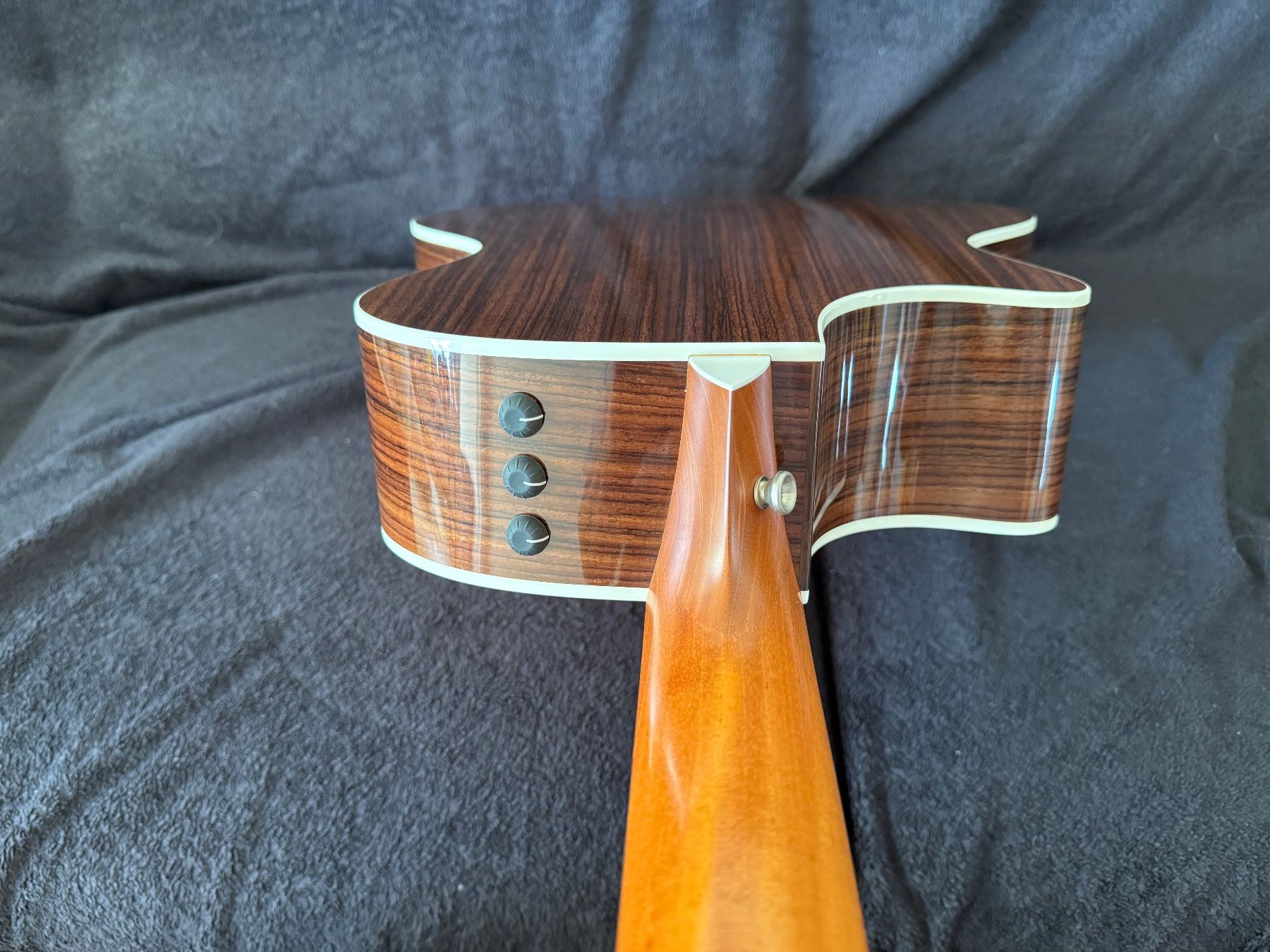 Taylor Strumenti musicali: Taylor 414ce-R V-Class inkl. Originalkoffer – Usato da Zollikerberg venduto da JHB 6