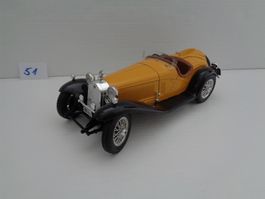 Bburago 1/18 Alfa Romeo 2300 Spider 1932