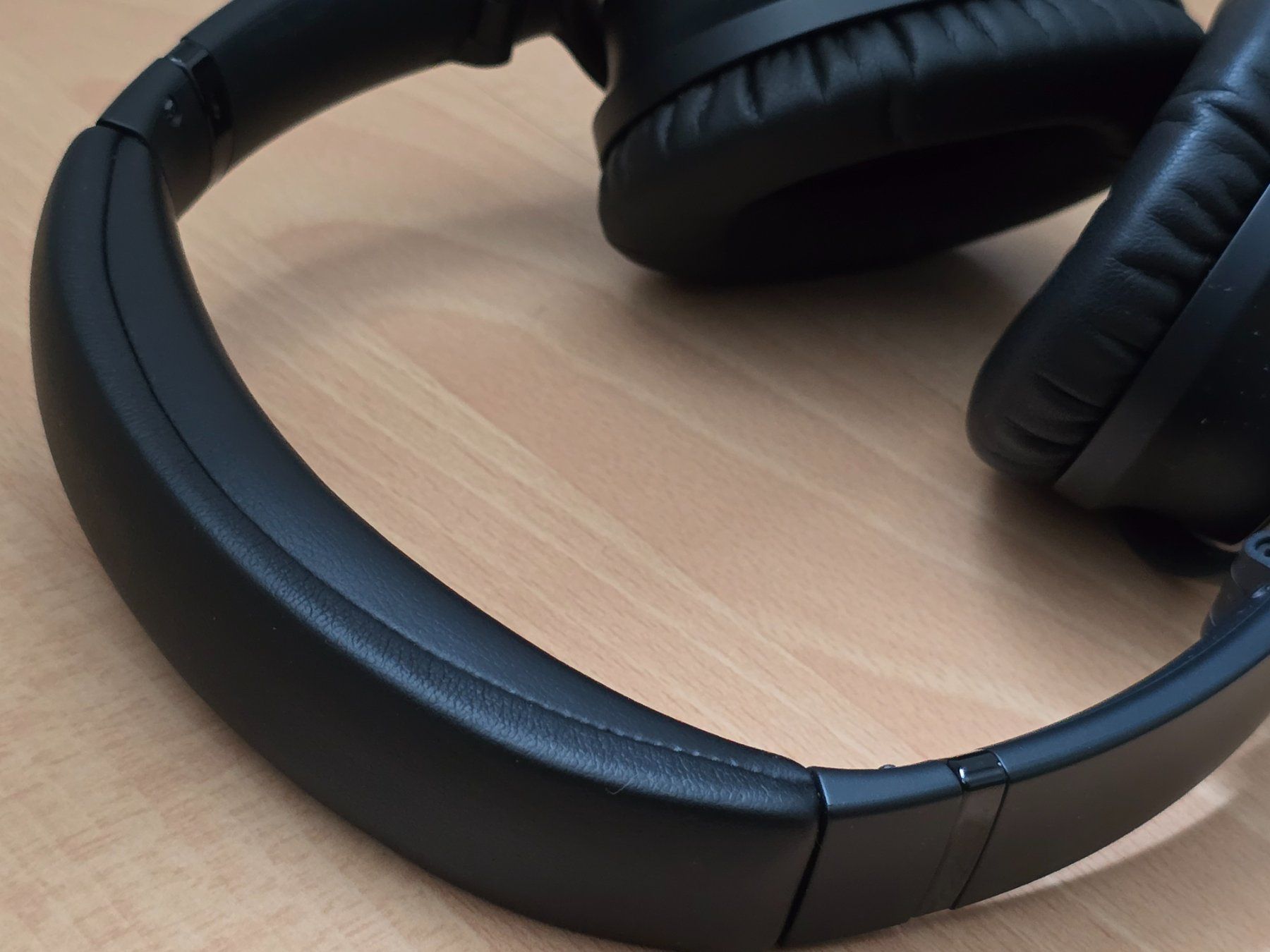 Bose Cuffie: Bose QuietComfort 45/ wenig benutzt – Usato da Basel venduto da Esmen 3
