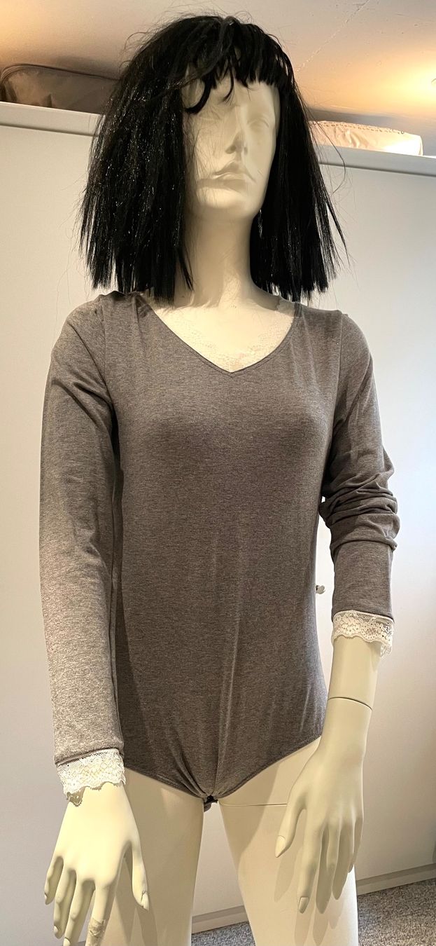 Altra biancheria intima: Body à dentelles gris 38 – Nuovo (secondo la descrizione) da Genève venduto da flocon06 1