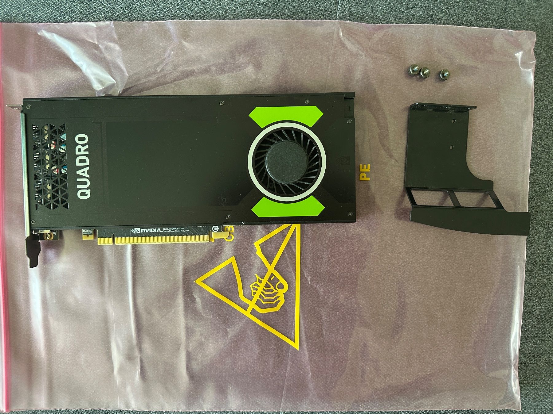 Nvidia Grafikkarten: NVIDIA Quadro Grafikkarte P4000 - 8GB – Gebraucht aus Rümlang von Swiss_Flash_Deal 1