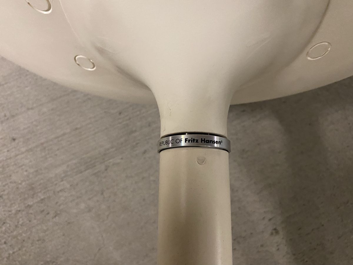 Fritz Hansen Sessel: Hansen Stühle 2 Stück – Gebraucht aus St.Gallen von Design04 2