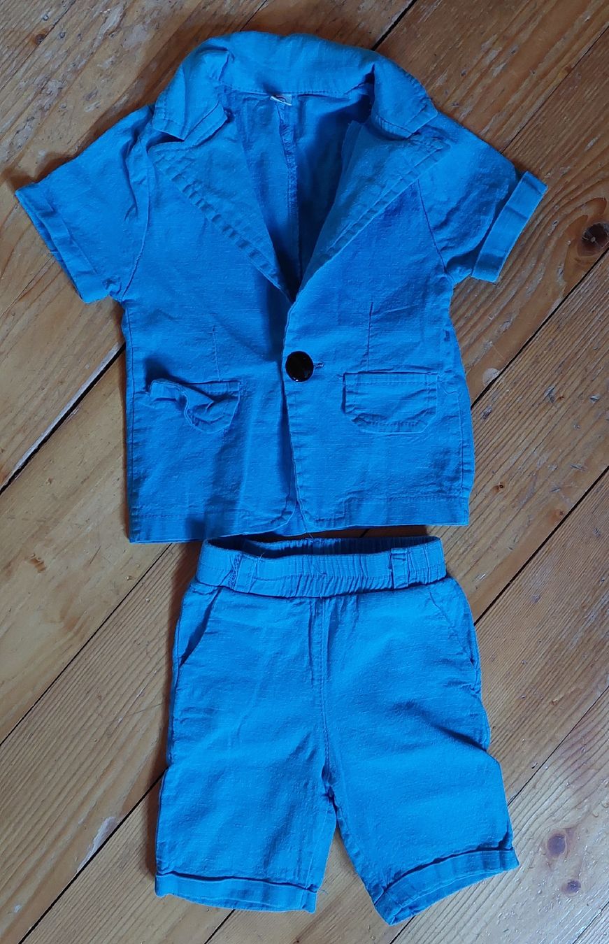 Completi: Baby Outfit 74/80 – Usato da Schmidrüti venduto da Novemberchind