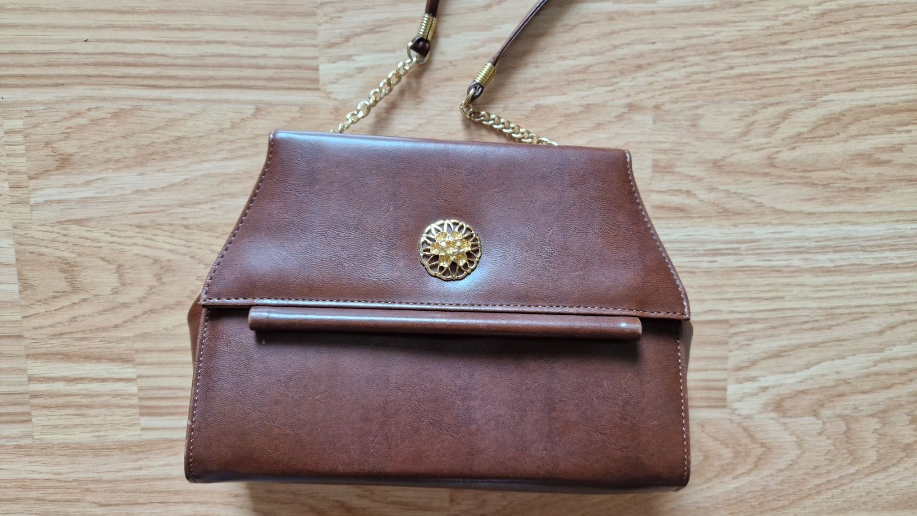 Taschen für Damen: Damen Handtasche Leder – Neu (gemäss Beschreibung) aus Laufen von nostalgie0811 1