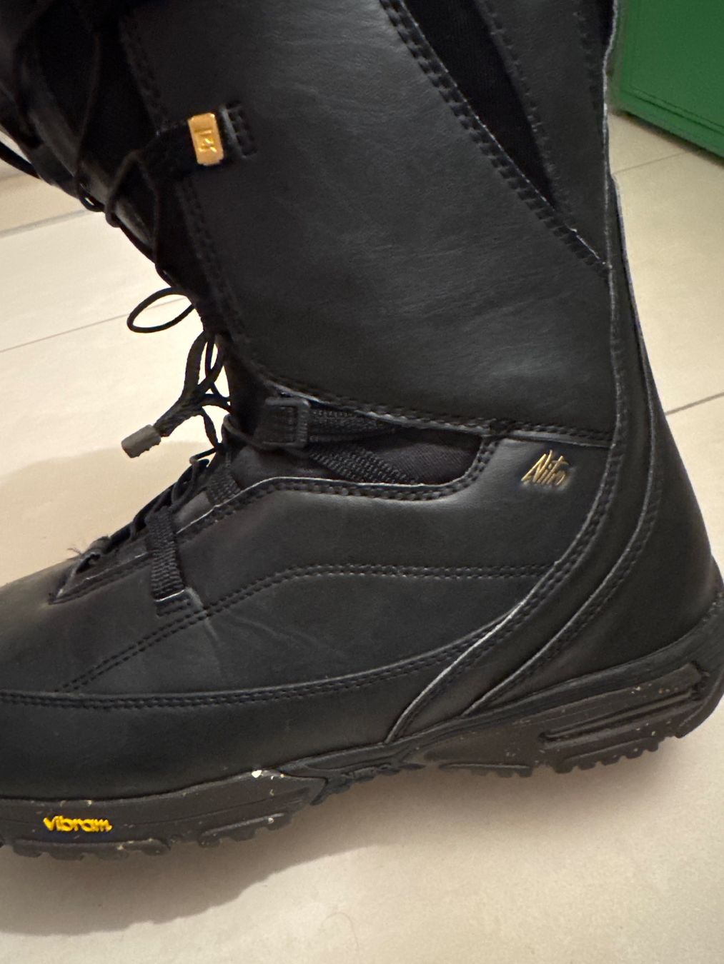Snowboard Nitro Scarpe da uomo: Snowboard Schuhe, Boots Gr. 41, 1/3 von Nitro – Usato da Schliern b. Köniz venduto da amo_lln9 9
