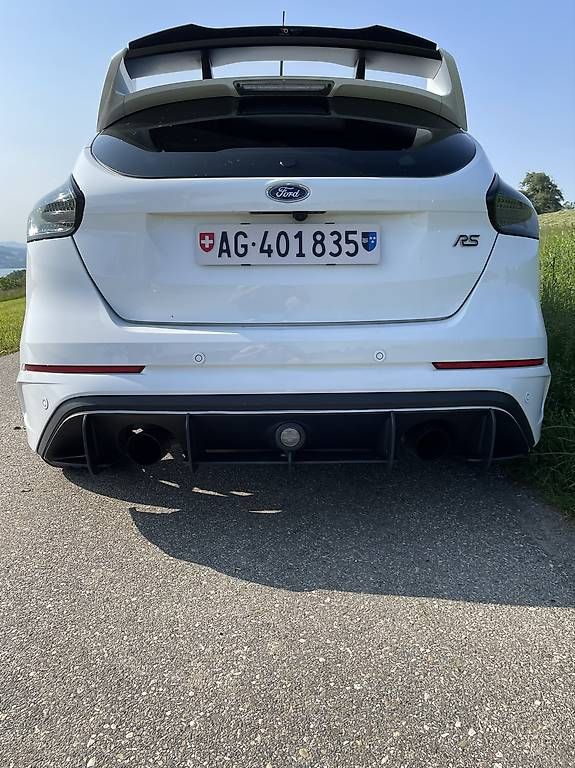 Automobili: Ford Focus RS 2.3 AWD – Usato da Aesch LU venduto da M.Stirnimann 2