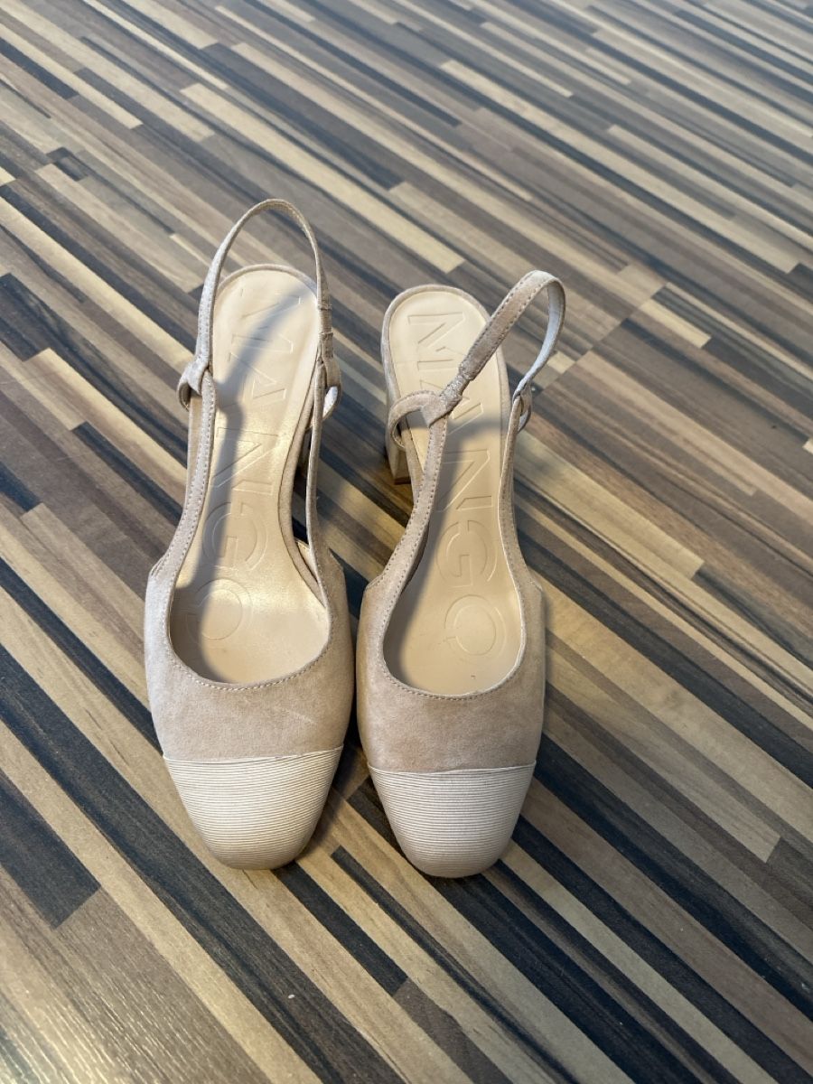 Mango Damenschuhe: Pumps Mango – Gebraucht aus Oftringen von sonjax3