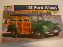 Bausatz REVELL FORD Woody" 1948, 1:25