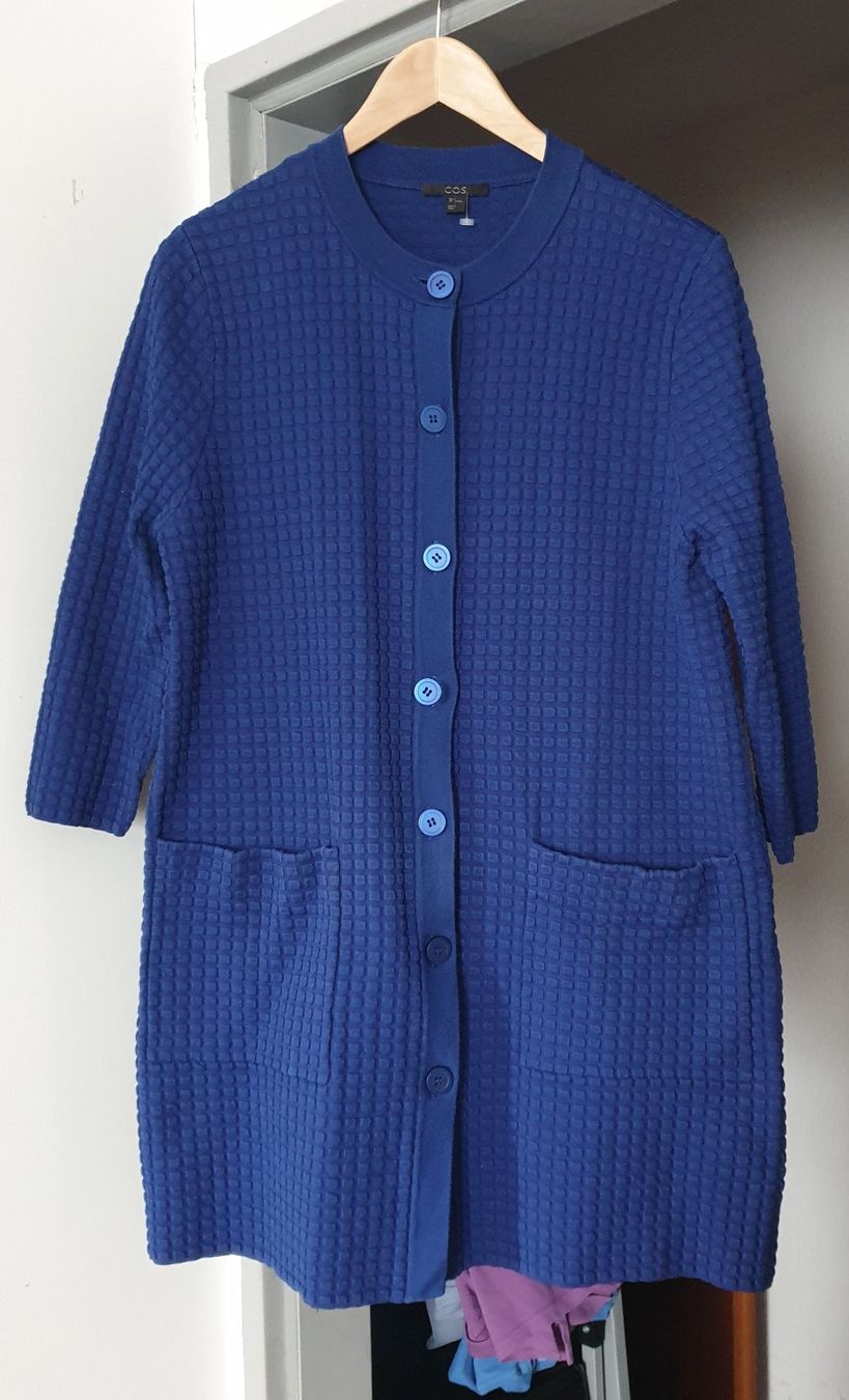 Cos Jacken: COS raffinierte Jacke in Blau Gr. S – Neu (gemäss Beschreibung) aus Frenkendorf von Chrigeli01